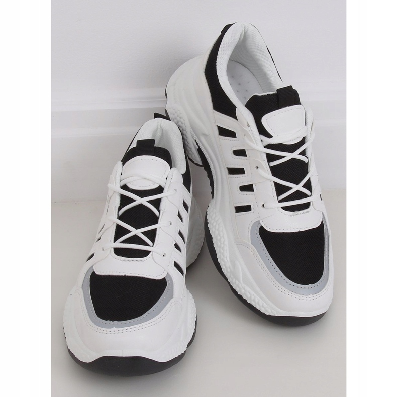 Women's sports shoes white and black BH-001 Black 1