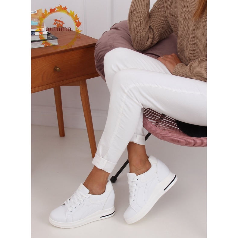 White BY-0370 WHITE / WHITE sneakers on a hidden wedge 1