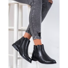 J. Star Elegant boots on a flat heel black 2