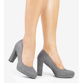 Gray suede pumps on the LEI-169 post grey 2