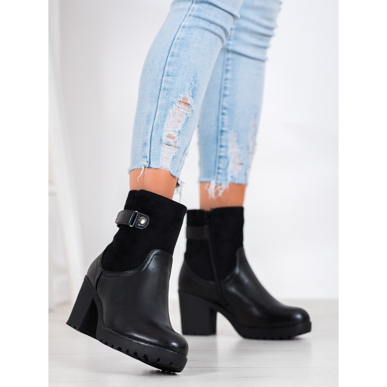 J. Star Warm boots on the post black 1