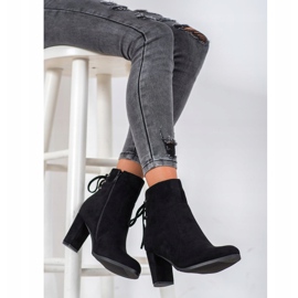 Tied Boots On The VINCEZA Post black 1
