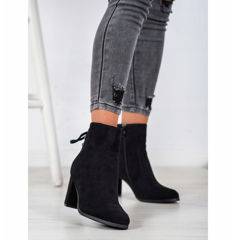 Tied Boots On The VINCEZA Post black 2