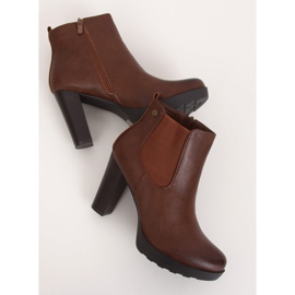 Brown F-21 Camel high-heeled boots 1