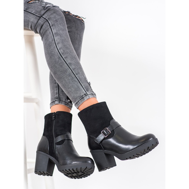 J. Star Fashionable Boots On The Platform black 1