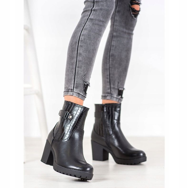 J. Star Warm boots on the post black 1