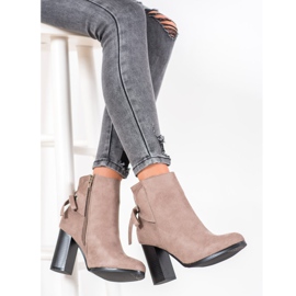 Goodin Boots With Decorative Binding beige 1