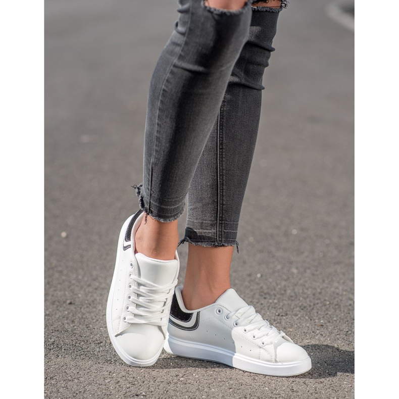 SHELOVET Comfortable White Sneakers 2