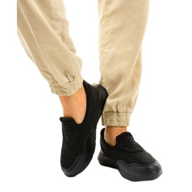 Black B84 slip-on sports shoes 1