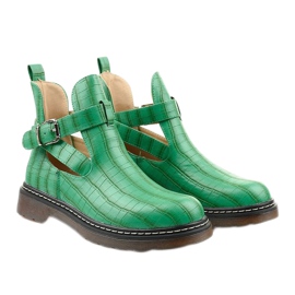 Green boots with a Nilld buckle 2
