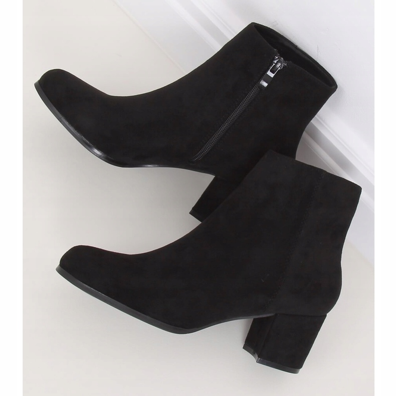 Black Low-heeled boots L7196A Black 2