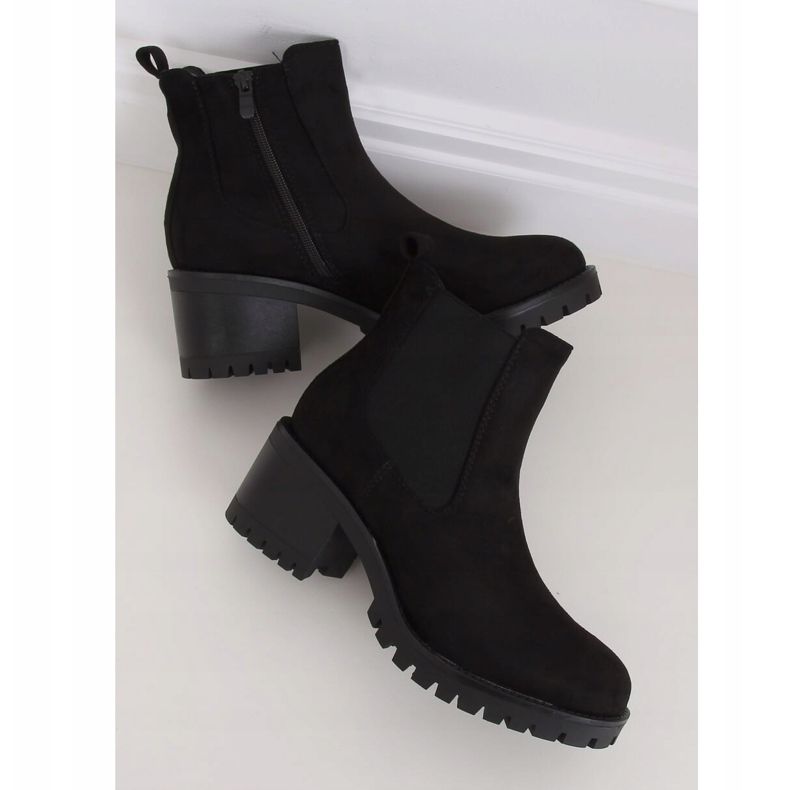 Black Chelsea boots, black 4935 Black 1 Black Chelsea boots, black 4935 Black 1