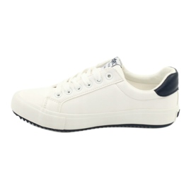 Lee Cooper W LCJL-20-31-072 shoes white navy blue 1