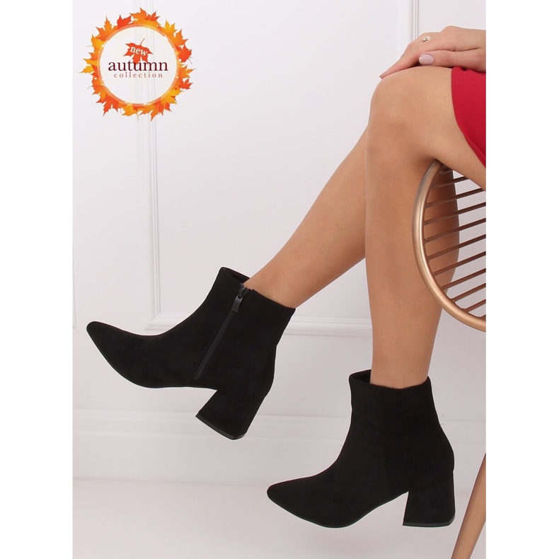 Black low heel boots 2C4AX653-1 Black 1