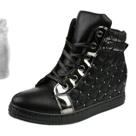 Black sneakers on the wedge R468-2 1