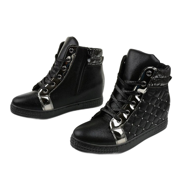 Black sneakers on the wedge R468-2 2