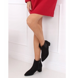Black low heel boots W27012 Black 1