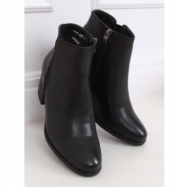 Black wide-heeled boots HFN-0759 Black 2