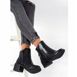 Small Swan Classic boots with a zipper black 2