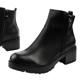 Black flat insulated Melba boots 1