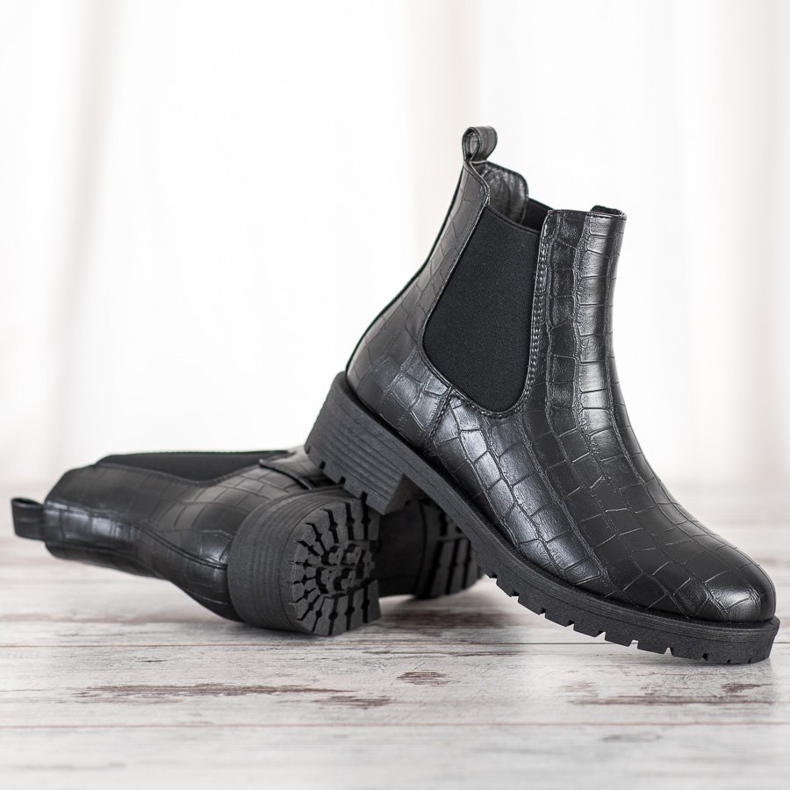 Bella Paris Slip-on Chelsea boots black 1