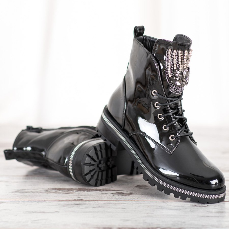 Seastar Workers With Crystals black 1