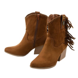 Brown suede cowboy boots from Lamimeila 2