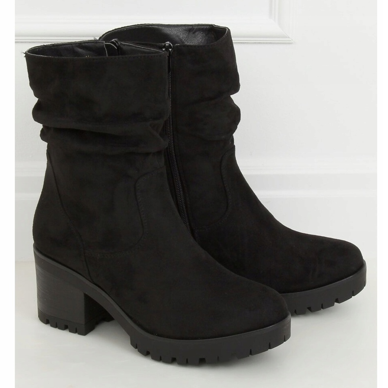 Black boots with wide heels J19-96 Black 1