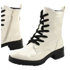 White lacquered boots from Slider 1