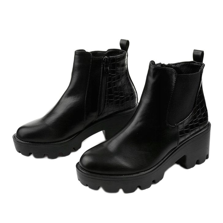 Black flat boots in eco-leather Established 2