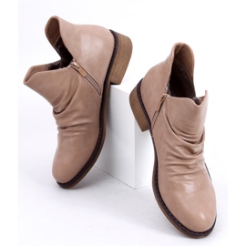 Boots with a cut-out face beige ST-22P Beige 2