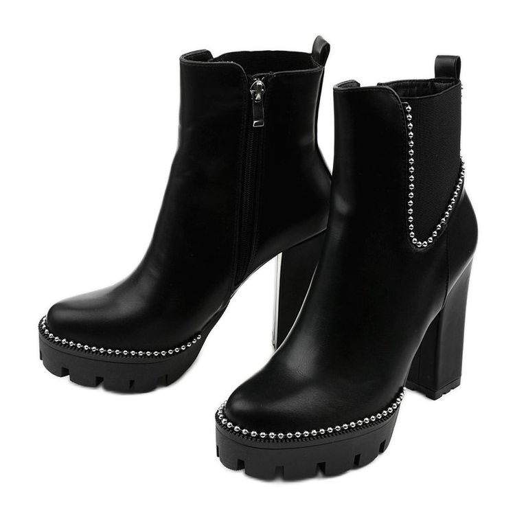 Black ankle boots with an elasticated 18801-1 zipper 2
