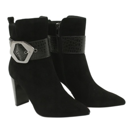 Caprice Black leather boots with a buckle 25317-25 025 4 Caprice Black leather boots with a buckle 25317-25 025 4