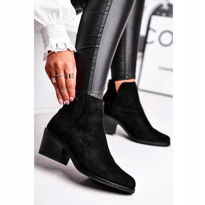 S.Barski Women's Boots Flat Heel Warm Autumn Black Milky 1