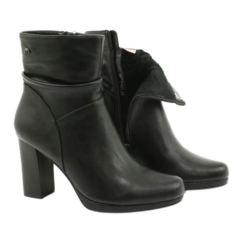 M.Daszyński Black boots on the post of Daszyński AF125-7 4