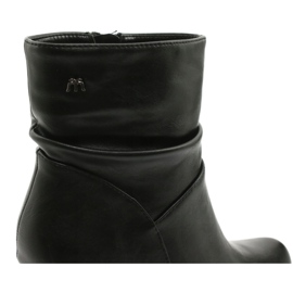 M.Daszyński Black boots on the post of Daszyński AF125-7 5