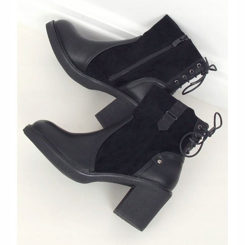 Black boots with wide heels H8116 Black 1