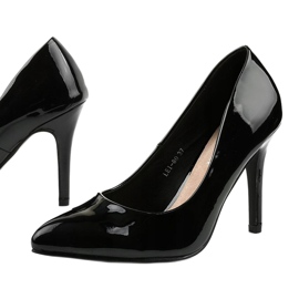 Black pumps on the LEI-80 post 1