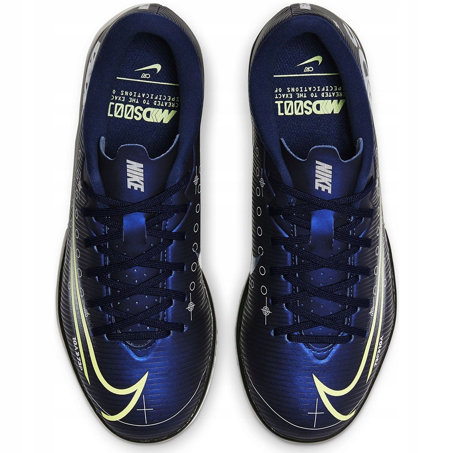 nike mercurial sneakers