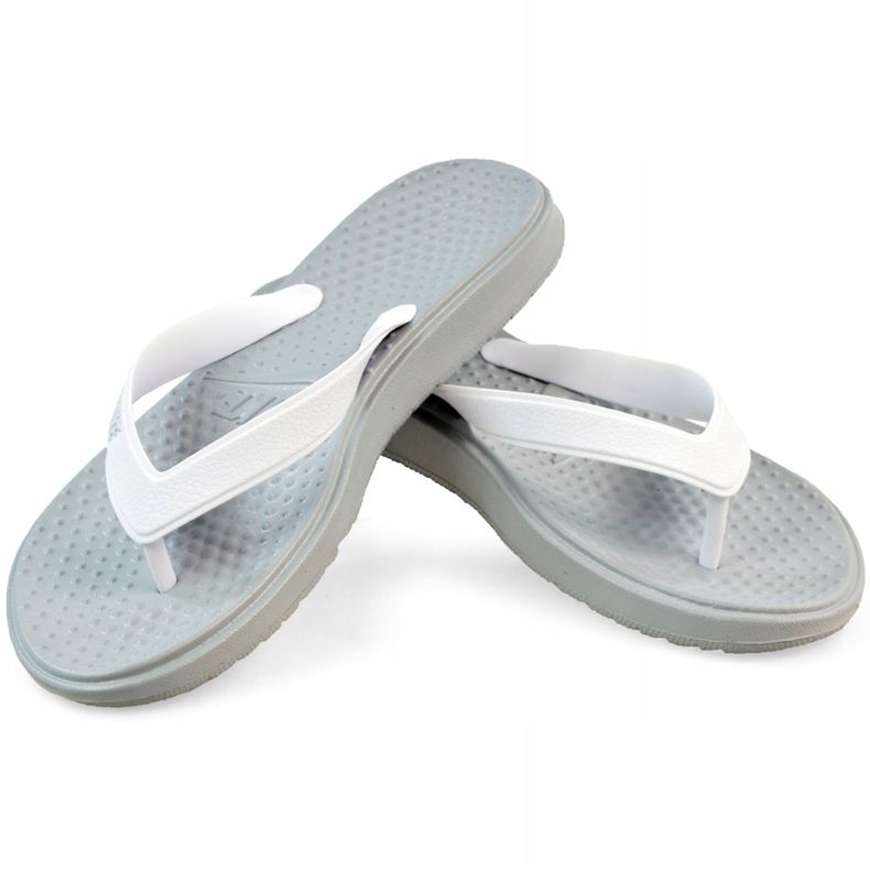 Nike Wmns Solay Thong white slippers 882699 003 1
