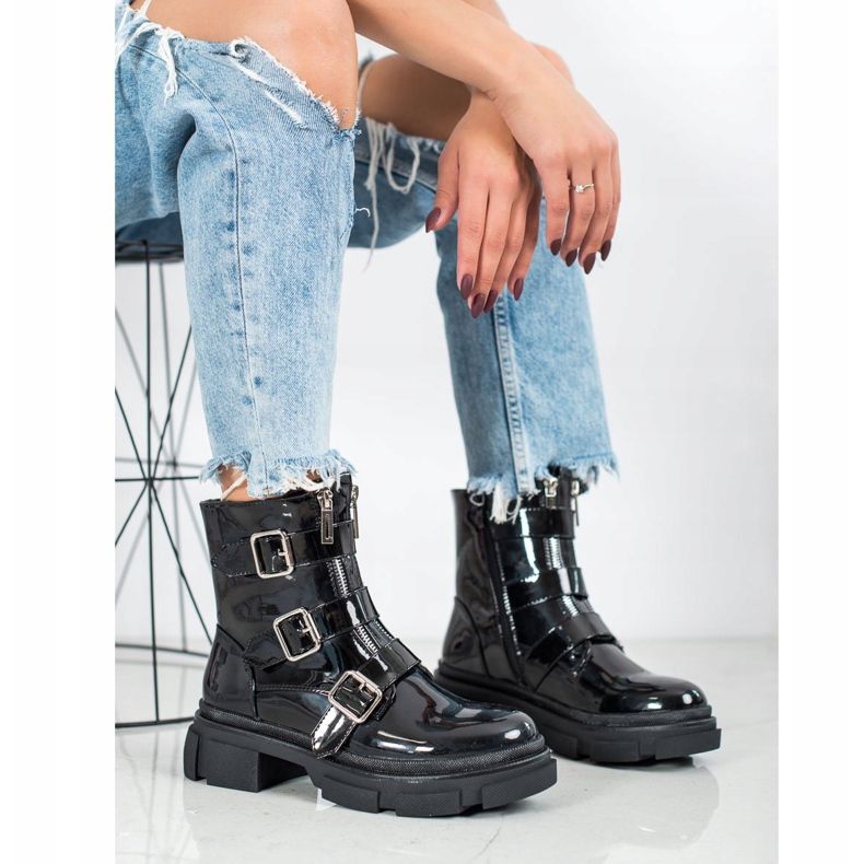 Seastar Lacquered Workers black 1