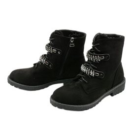 Black boots with decorative Ginoraya stripes 2