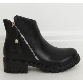 Black boots on the protector K-9996-2 Black 1