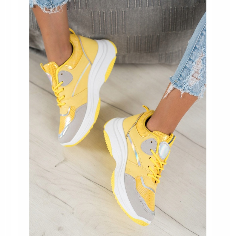 Ideal Shoes Casual Platform Sneakers yellow 1