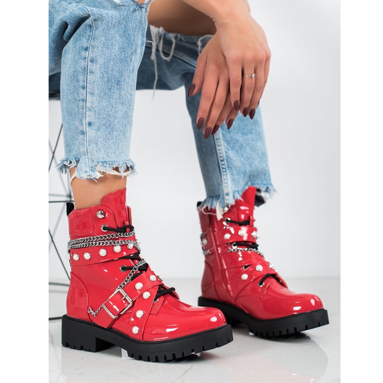 Seastar Lacquered Red Workers 2