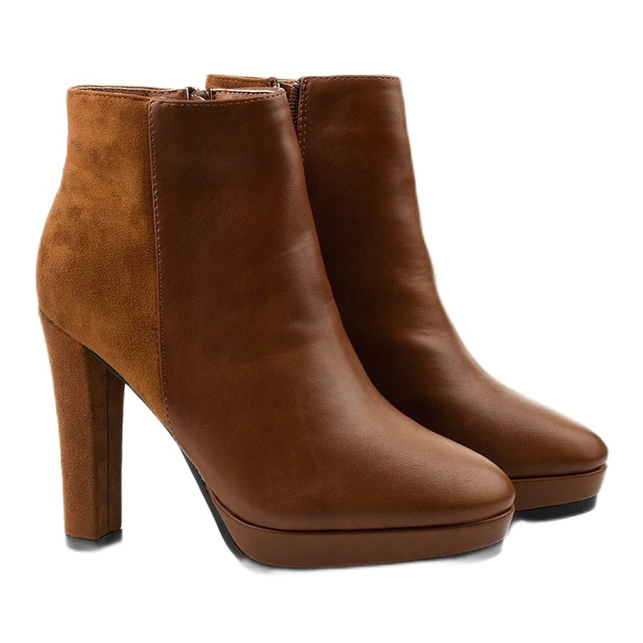 Camel boots on the post made of Clantree eco-leather brown 2