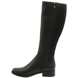 Black boots with an elastic band Arka 7152 1