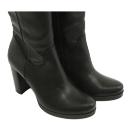 Arka Leather boots on the Arek 7322 pillar black 3