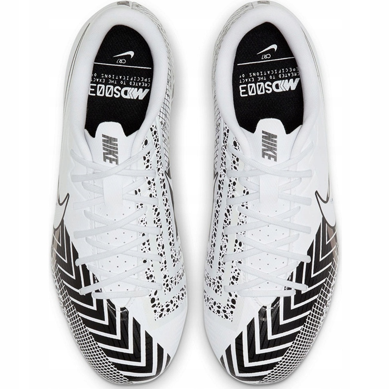 Nike Mercurial Vapor 13 Academy Mds FG / MG Junior CJ0980 110 football shoe white white 1