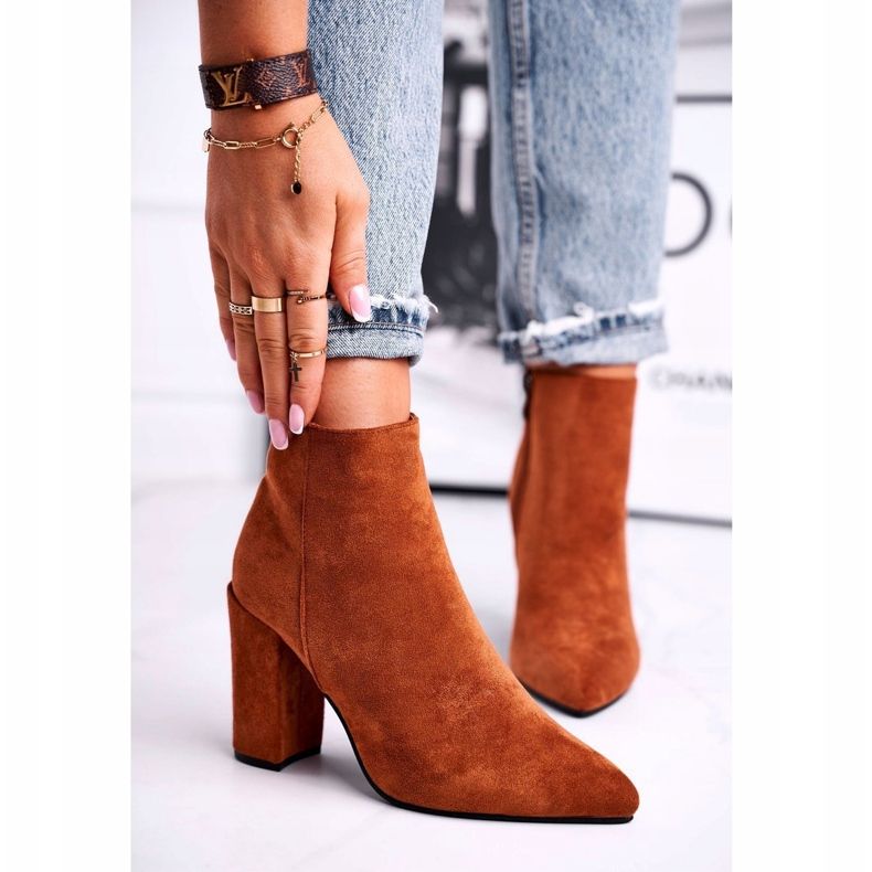 FW1 Women's boots on a heel Suede Camel Sharks brown 1